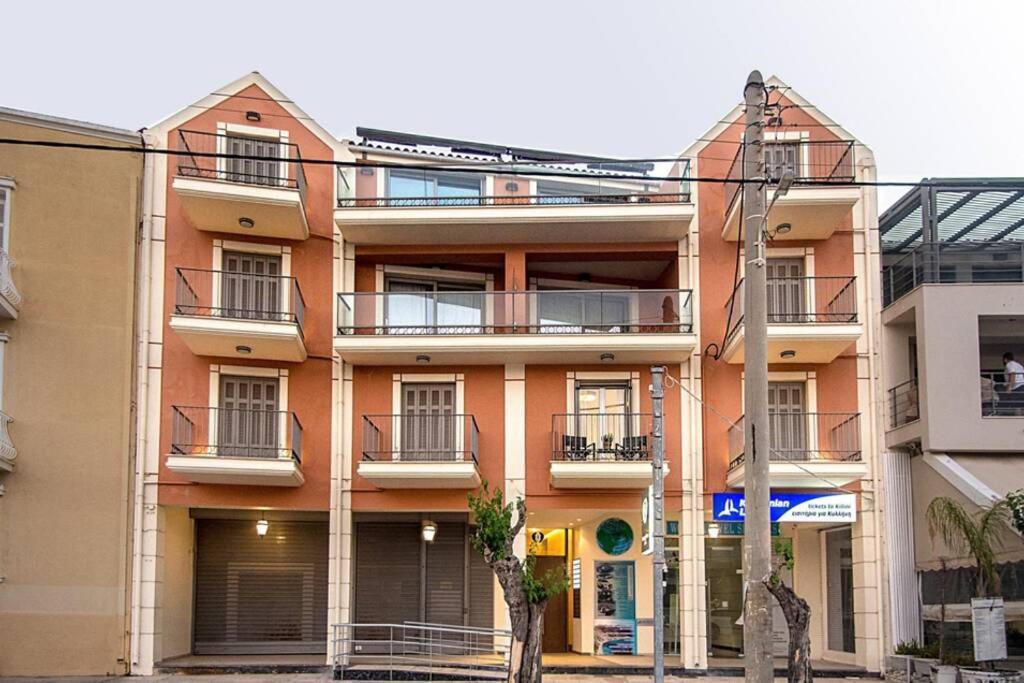 A & B Minimal Suite With Sea View In Argostoli Exteriör bild